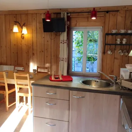 Apartment With 2 Bedrooms In Le Montdore With Wonderful Mountain View And Wifi 3 Km From The Slopes *